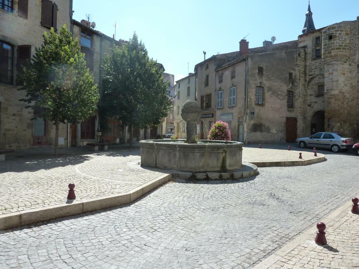 Le Logis D'Hortense Vic-le-Comte Exterior photo